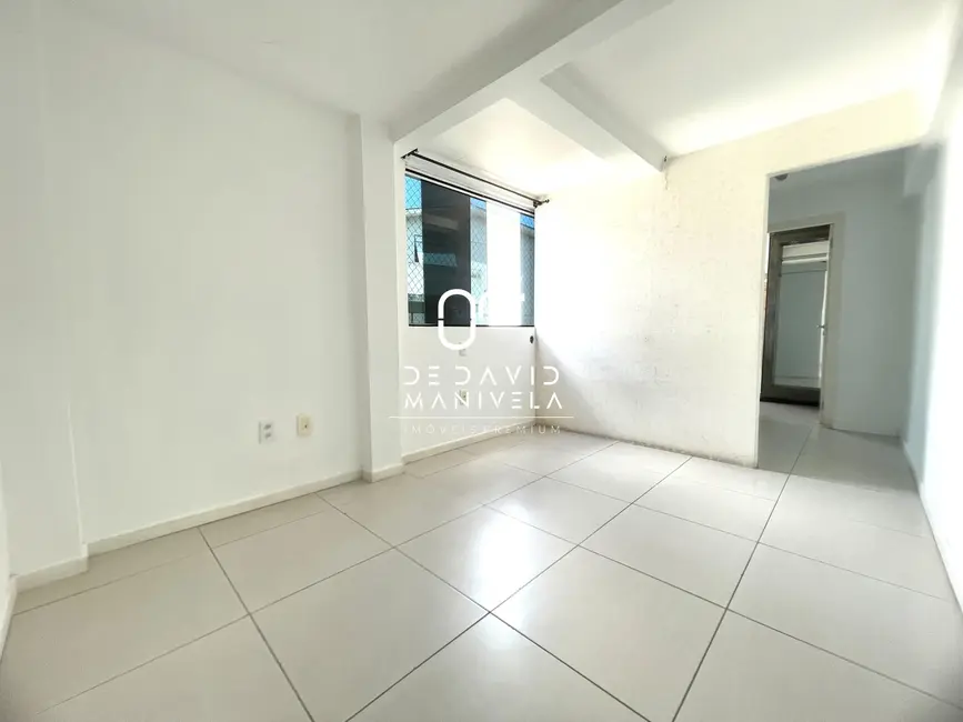 Cobertura com 3 quartos à venda, 147m2 em Nossa Senhora de Fátima, Santa Maria - RS - imagem 5 Foto 5 de Cobertura com 3 quartos à venda, 147m2 em Nossa Senhora de Fátima, Santa Maria - RS