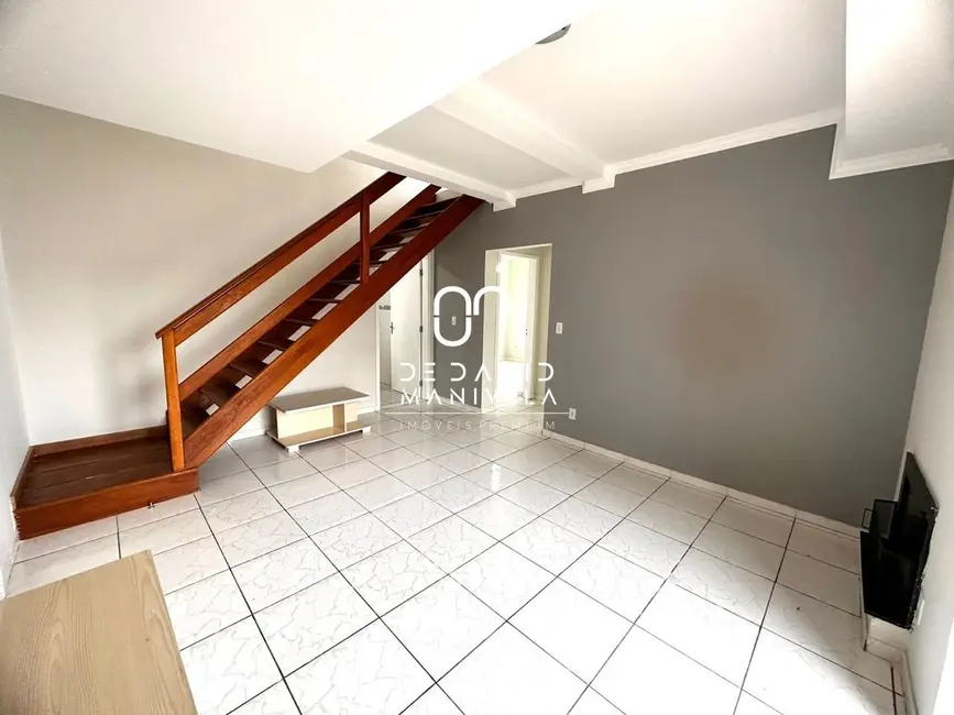 Foto 2 de Apartamento com 3 quartos à venda, 121m2 em Nossa Senhora do Rosário, Santa Maria - RS