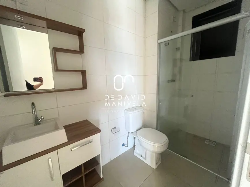 Apartamento com 2 quartos para alugar, 70m2 em Nossa Senhora de Fátima, Santa Maria - RS - imagem 7 Foto 7 de Apartamento com 2 quartos para alugar, 70m2 em Nossa Senhora de Fátima, Santa Maria - RS