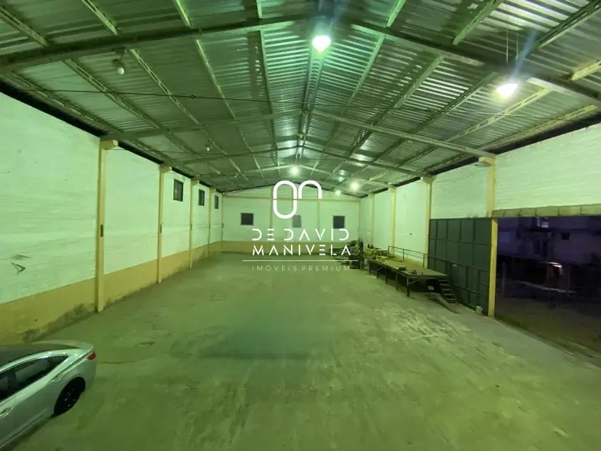 Armazém / Galpão com 1 quarto para alugar, 800m2 em Duque de Caxias, Santa Maria - RS - imagem 1 Foto 1 de Armazém / Galpão com 1 quarto para alugar, 800m2 em Duque de Caxias, Santa Maria - RS