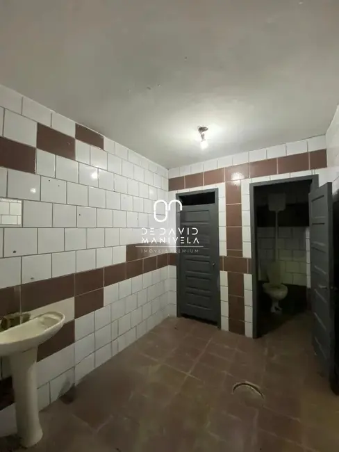 Armazém / Galpão com 1 quarto para alugar, 800m2 em Duque de Caxias, Santa Maria - RS - imagem 4 Foto 4 de Armazém / Galpão com 1 quarto para alugar, 800m2 em Duque de Caxias, Santa Maria - RS