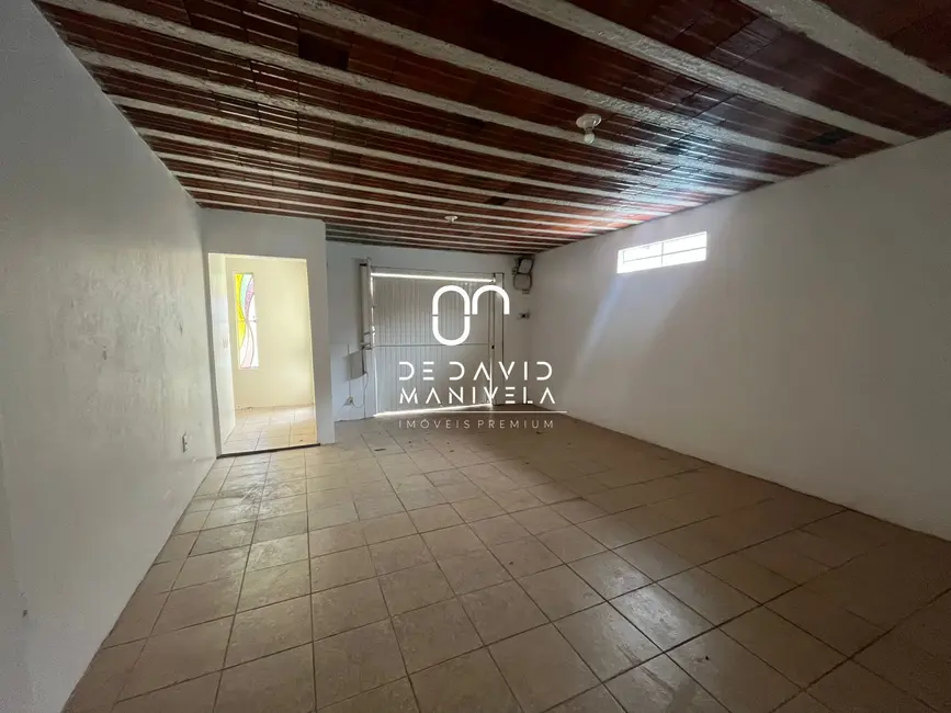 Casa com 3 quartos para alugar, 250m2 em Nossa Senhora das Dores, Santa Maria - RS - imagem 9 Foto 9 de Casa com 3 quartos para alugar, 250m2 em Nossa Senhora das Dores, Santa Maria - RS