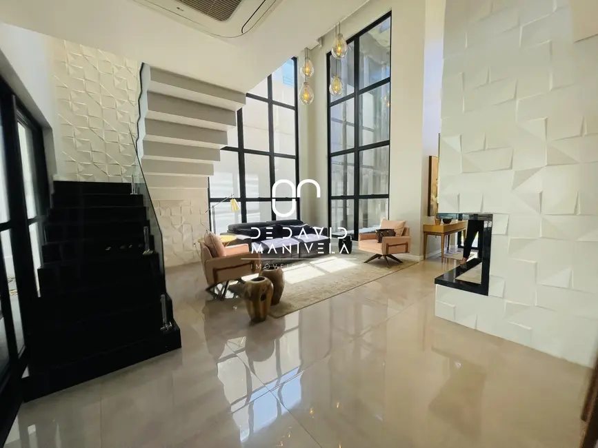 Foto 7 de Casa de Condomínio com 3 quartos à venda, 290m2 em Tomazetti, Santa Maria - RS