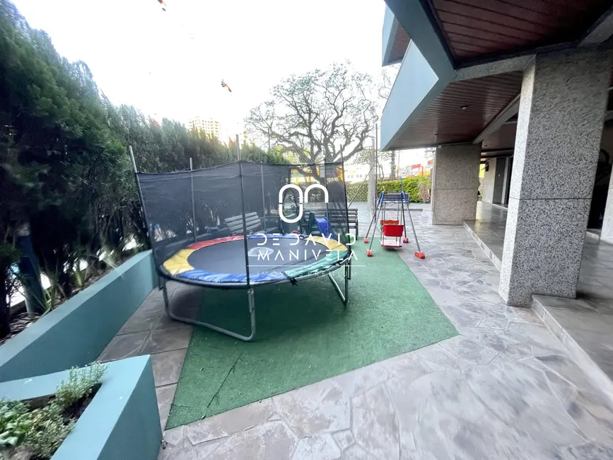 Foto 6 de Apartamento com 3 quartos à venda, 332m2 em Nossa Senhora Medianeira, Santa Maria - RS