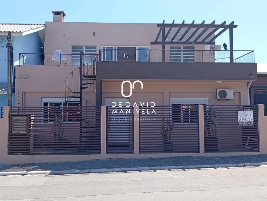 Casa com 2 quartos à venda, 110m2 em Juscelino Kubitschek, Santa Maria - RS - imagem 1 Foto 1 de Casa com 2 quartos à venda, 110m2 em Juscelino Kubitschek, Santa Maria - RS