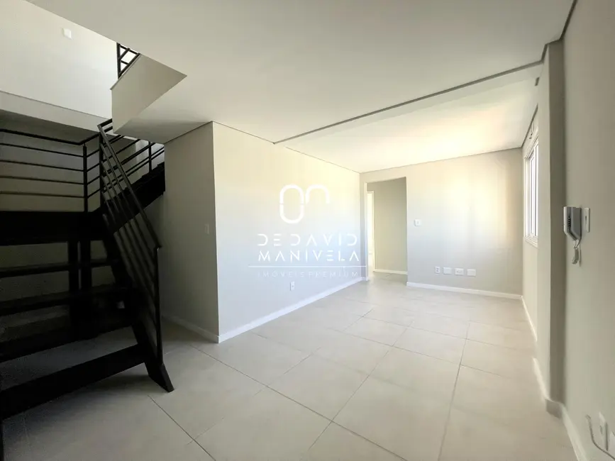 Foto 2 de Apartamento com 2 quartos à venda, 120m2 em Nossa Senhora Medianeira, Santa Maria - RS