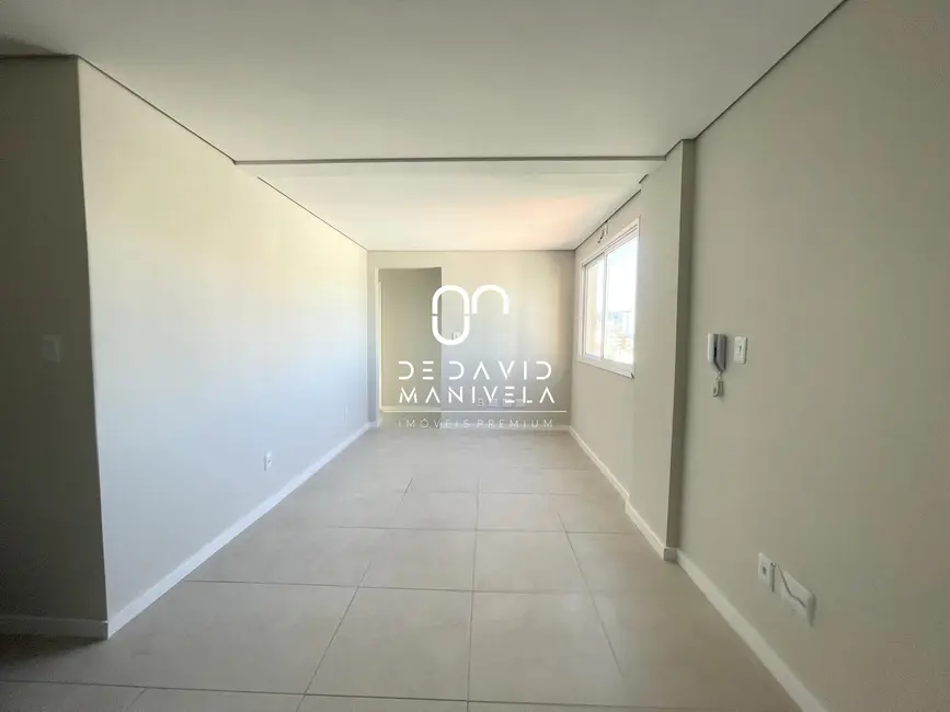 Foto 3 de Apartamento com 2 quartos à venda, 120m2 em Nossa Senhora Medianeira, Santa Maria - RS