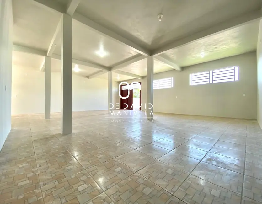 Armazém / Galpão com 1 quarto para alugar, 140m2 em Pinheiro Machado, Santa Maria - RS - imagem 2 Foto 2 de Armazém / Galpão com 1 quarto para alugar, 140m2 em Pinheiro Machado, Santa Maria - RS