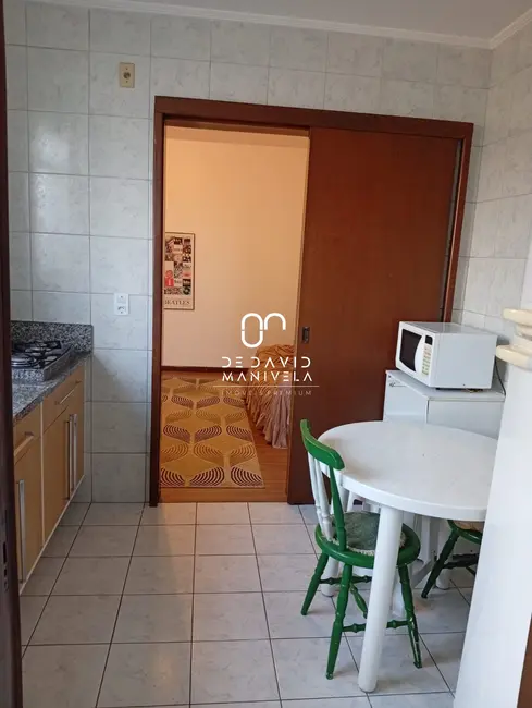 Foto 8 de Apartamento com 1 quarto para alugar, 45m2 em Menino Jesus, Santa Maria - RS