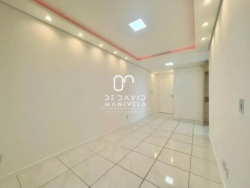 Foto 3 de Apartamento com 2 quartos para alugar, 70m2 em Bonfim, Santa Maria - RS