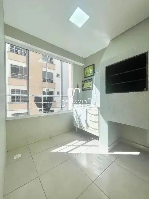 Foto 4 de Apartamento com 2 quartos para alugar, 70m2 em Bonfim, Santa Maria - RS