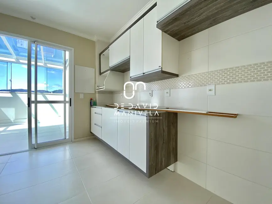 Foto 6 de Cobertura com 3 quartos para alugar, 112m2 em Centro, Santa Maria - RS