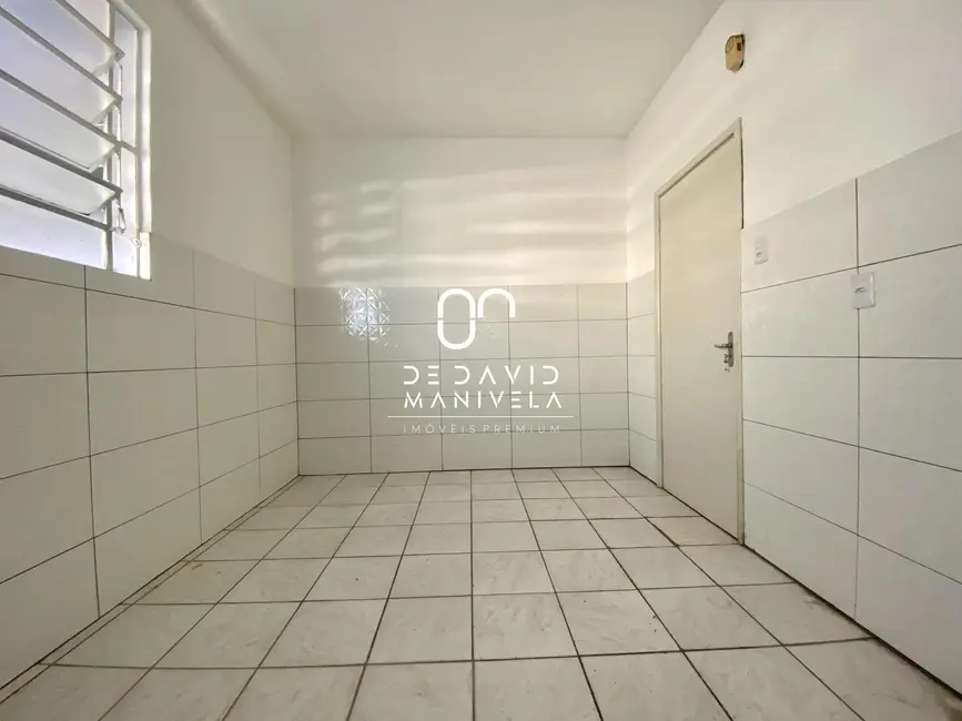 Apartamento com 3 quartos para alugar, 99m2 em Centro, Santa Maria - RS - imagem 7 Foto 7 de Apartamento com 3 quartos para alugar, 99m2 em Centro, Santa Maria - RS