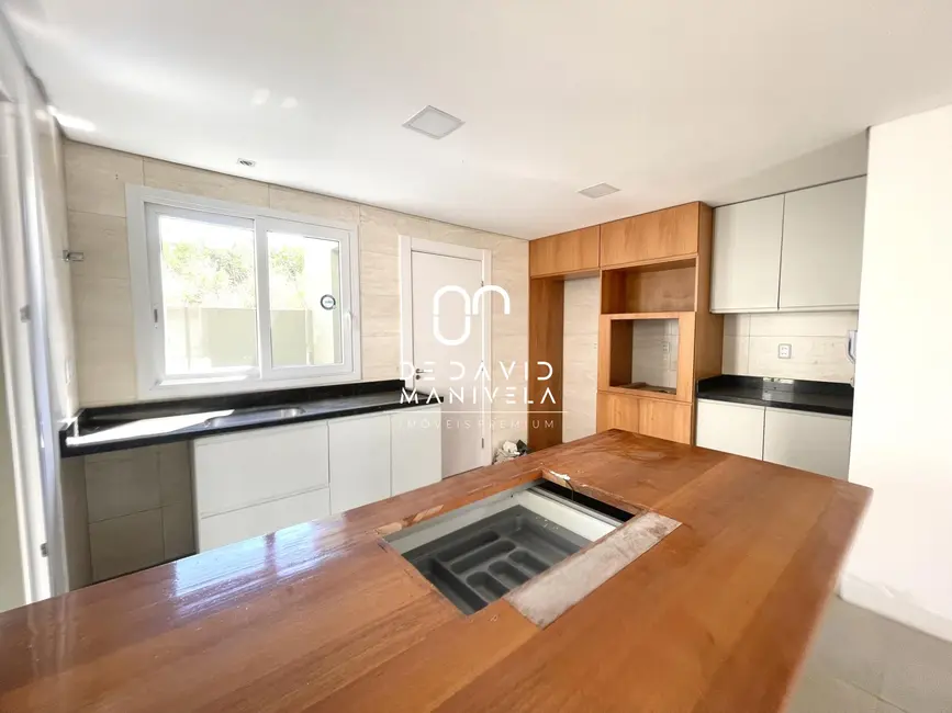 Foto 5 de Casa de Condomínio com 3 quartos para alugar, 141m2 em Diácono João Luiz Pozzobon, Santa Maria - RS