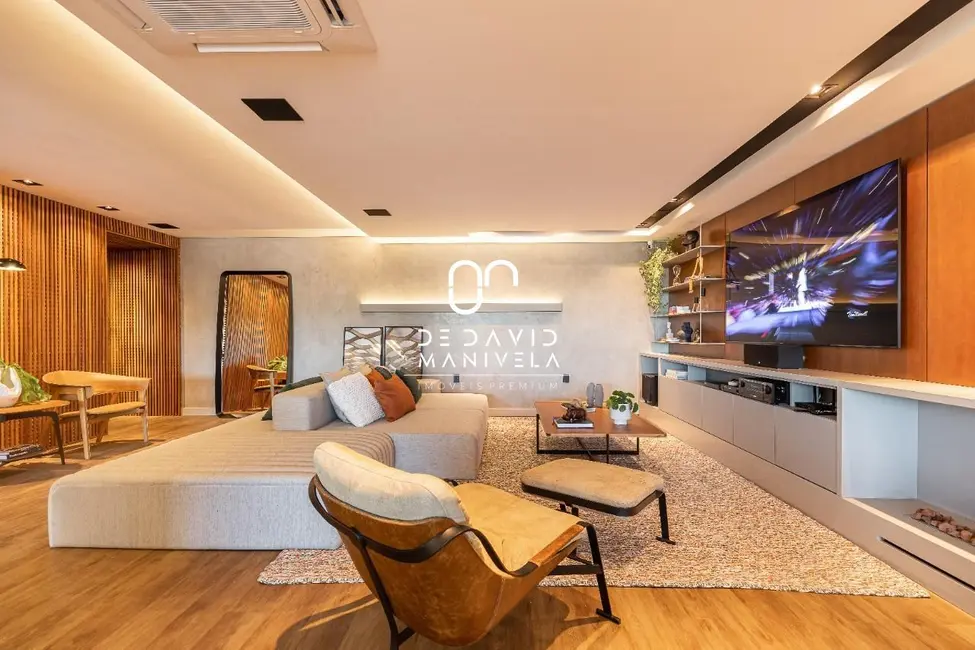 Foto 1 de Apartamento com 3 quartos à venda, 220m2 em Nossa Senhora de Lourdes, Santa Maria - RS