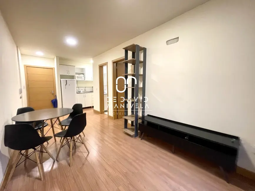 Foto 3 de Apartamento com 1 quarto para alugar, 45m2 em Centro, Santa Maria - RS