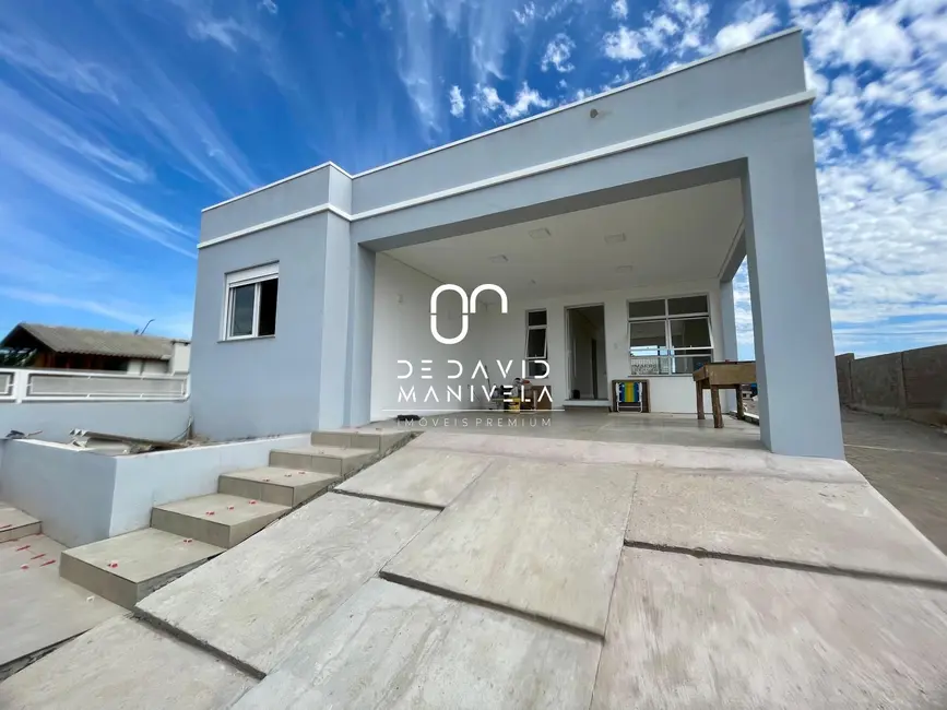 Foto 1 de Casa com 3 quartos à venda, 115m2 em Pinheiro Machado, Santa Maria - RS