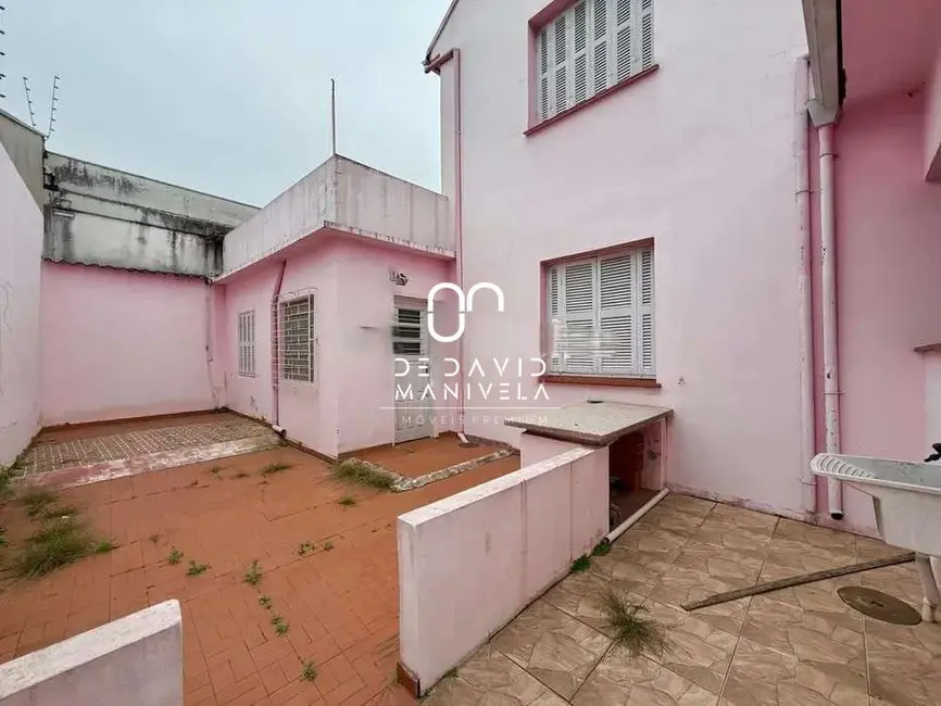 Foto 9 de Casa com 5 quartos para alugar, 200m2 em Nossa Senhora de Fátima, Santa Maria - RS