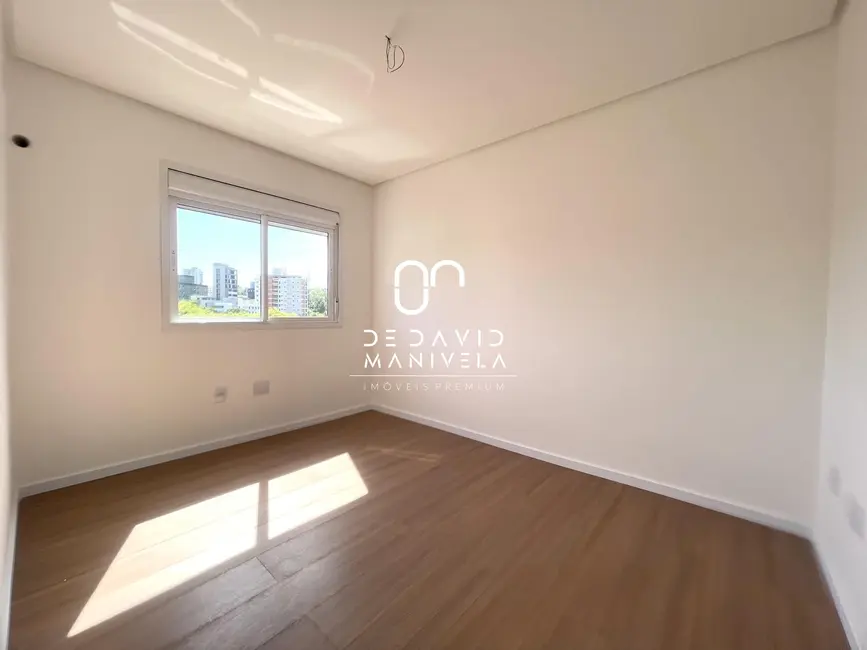 Foto 6 de Apartamento com 2 quartos à venda, 73m2 em Nossa Senhora de Lourdes, Santa Maria - RS