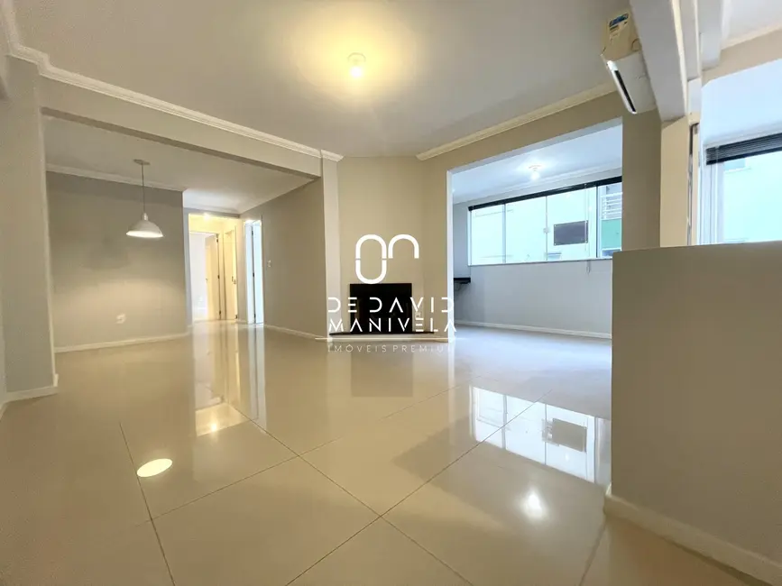 Foto 3 de Apartamento com 2 quartos à venda, 89m2 em Centro, Santa Maria - RS