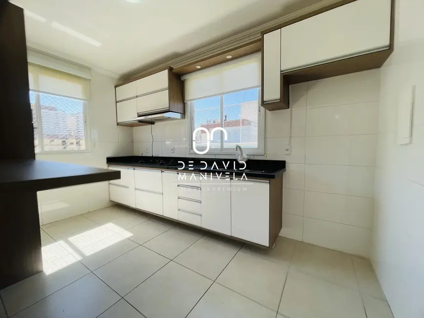 Foto 9 de Cobertura com 2 quartos à venda, 126m2 em Centro, Santa Maria - RS