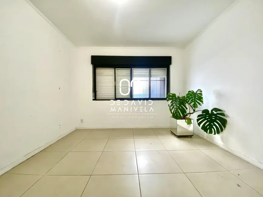 Foto 5 de Sala Comercial com 4 quartos para alugar, 182m2 em Nossa Senhora Medianeira, Santa Maria - RS