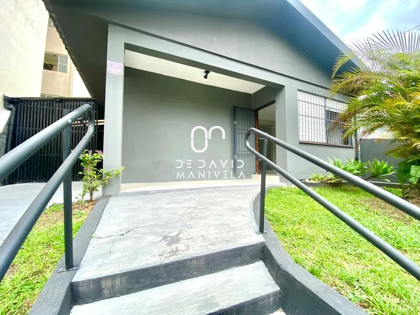 Foto 1 de Sala Comercial com 4 quartos para alugar, 182m2 em Nossa Senhora Medianeira, Santa Maria - RS