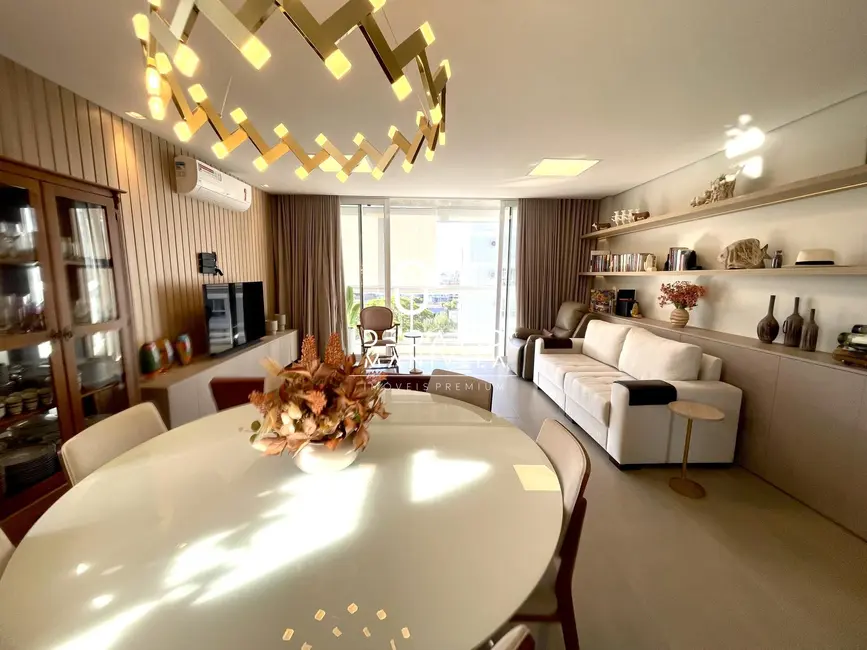 Foto 1 de Apartamento com 3 quartos à venda, 140m2 em Centro, Santa Maria - RS