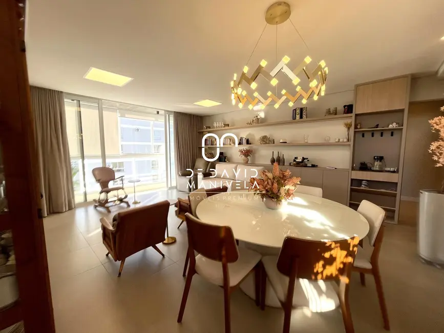 Foto 3 de Apartamento com 3 quartos à venda, 140m2 em Centro, Santa Maria - RS