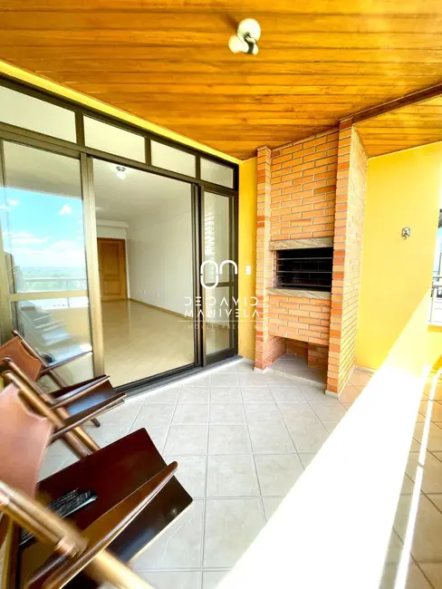 Foto 5 de Apartamento com 2 quartos à venda, 102m2 em Bonfim, Santa Maria - RS