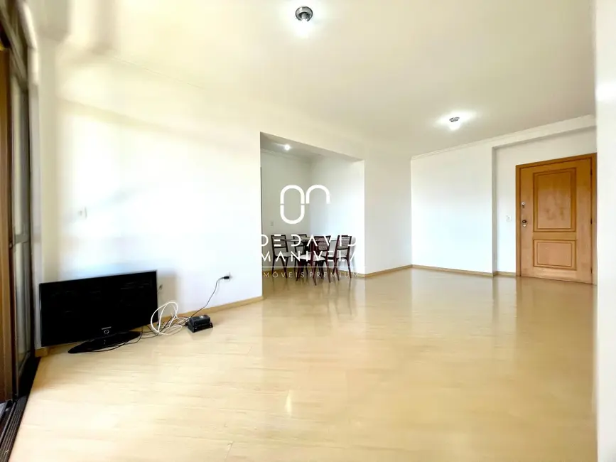 Foto 2 de Apartamento com 2 quartos à venda, 102m2 em Bonfim, Santa Maria - RS
