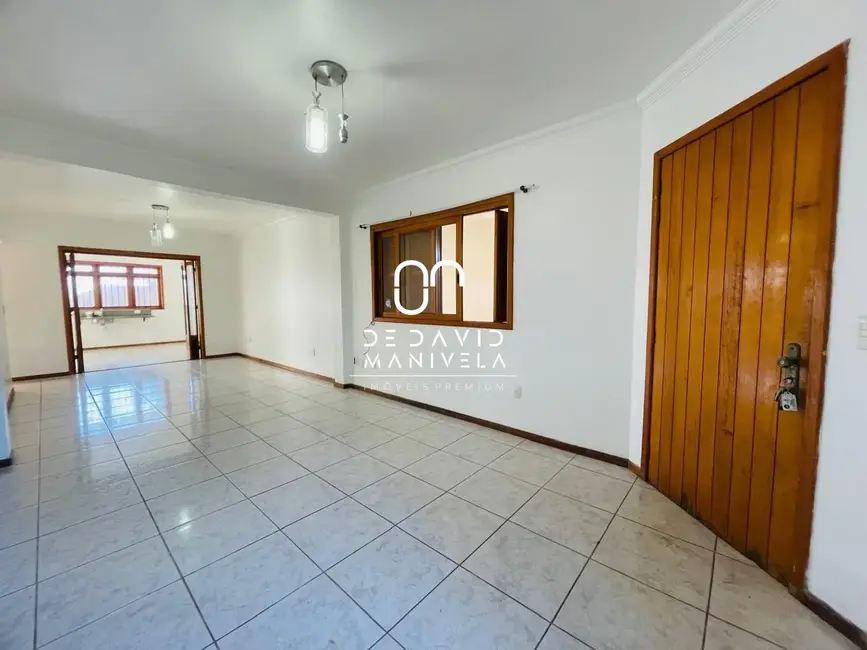 Foto 4 de Casa com 2 quartos para alugar, 190m2 em Camobi, Santa Maria - RS