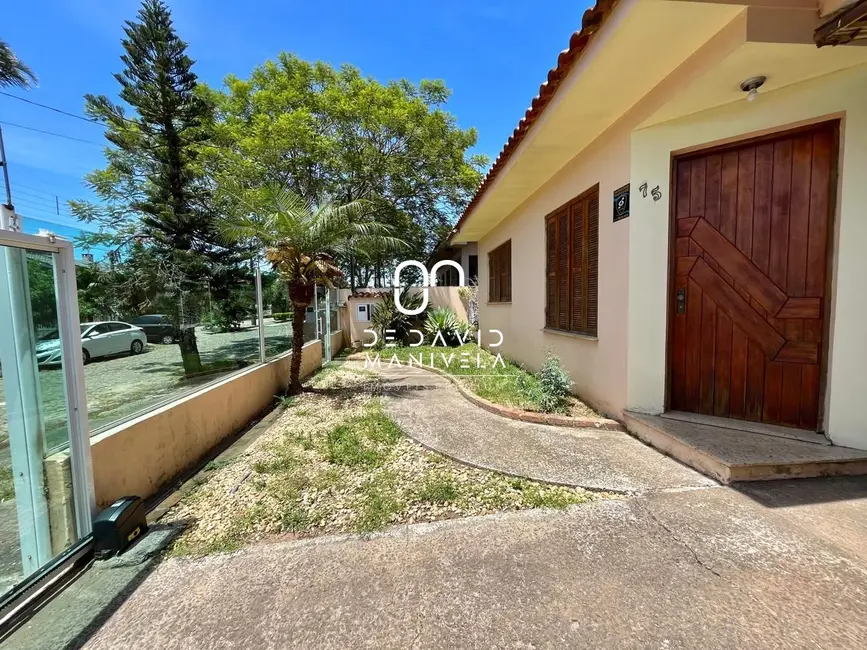 Foto 1 de Casa com 2 quartos à venda, 190m2 em Camobi, Santa Maria - RS