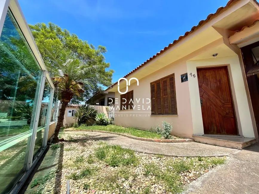 Foto 2 de Casa com 2 quartos à venda, 190m2 em Camobi, Santa Maria - RS