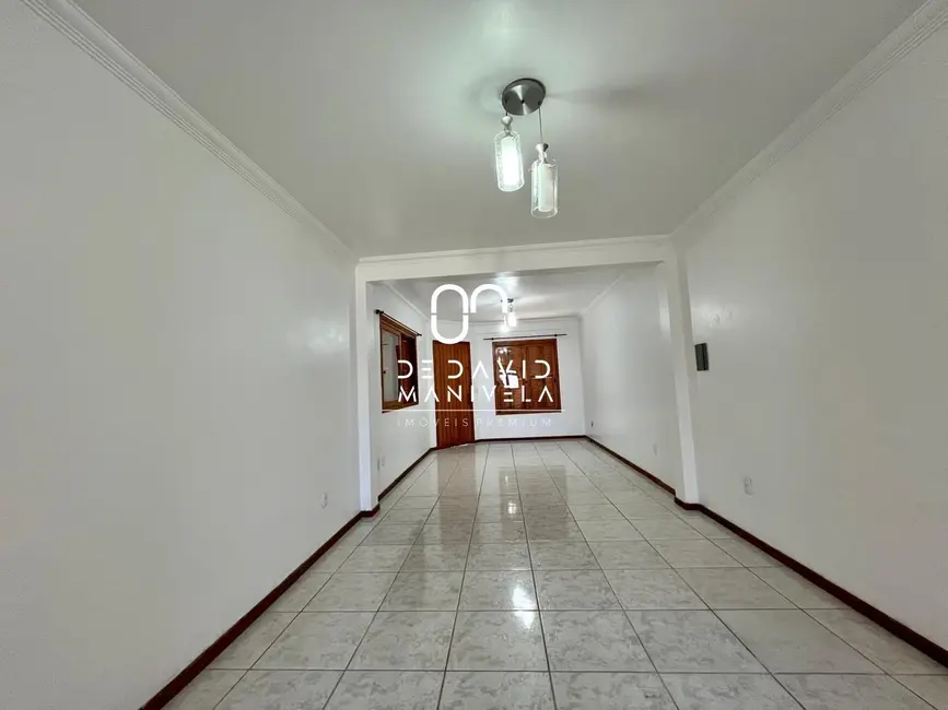 Foto 8 de Casa com 2 quartos à venda, 190m2 em Camobi, Santa Maria - RS