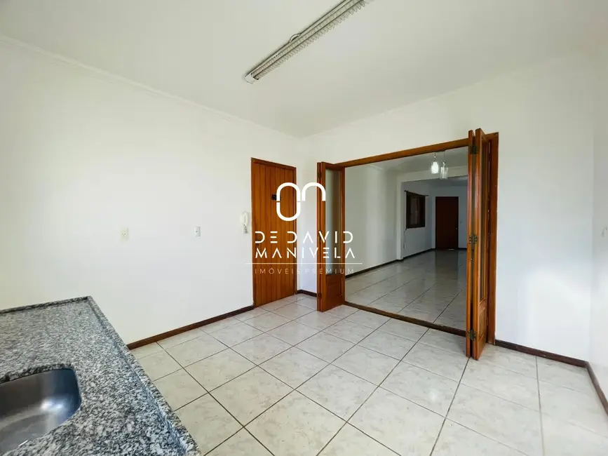 Foto 6 de Casa com 2 quartos para alugar, 190m2 em Camobi, Santa Maria - RS