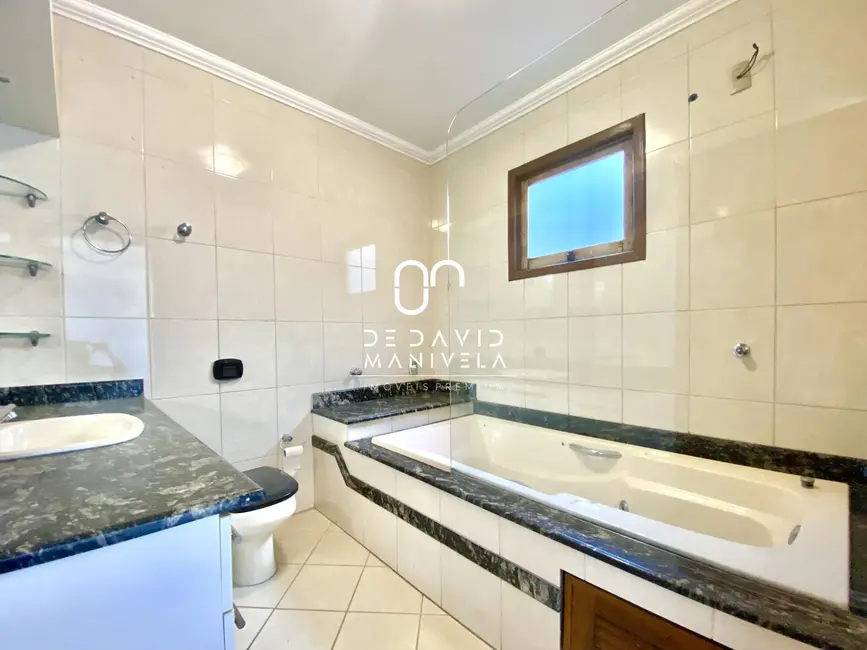 Foto 9 de Cobertura com 3 quartos para alugar, 172m2 em Duque de Caxias, Santa Maria - RS