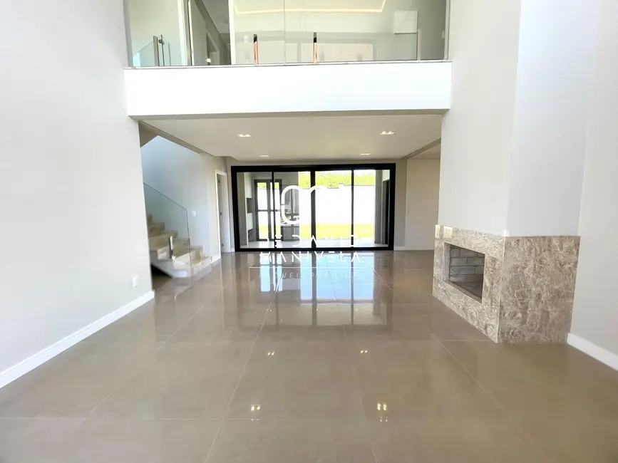 Foto 5 de Casa de Condomínio com 3 quartos à venda, 192m2 em Camobi, Santa Maria - RS