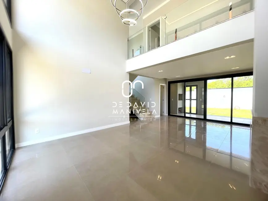 Foto 6 de Casa de Condomínio com 3 quartos à venda, 192m2 em Camobi, Santa Maria - RS