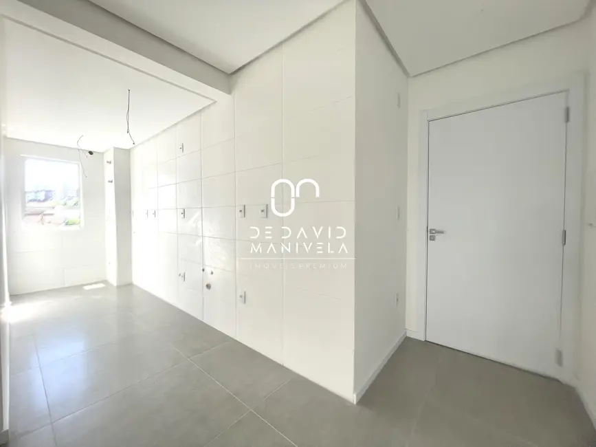 Apartamento com 2 quartos à venda, 67m2 em Nossa Senhora de Lourdes, Santa Maria - RS - imagem 4 Foto 4 de Apartamento com 2 quartos à venda, 67m2 em Nossa Senhora de Lourdes, Santa Maria - RS