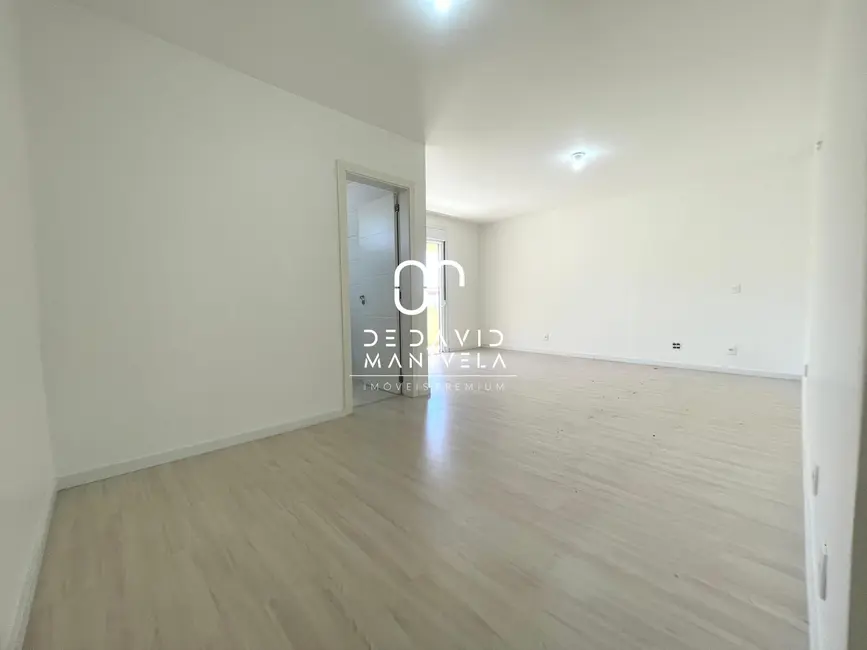 Apartamento com 3 quartos à venda, 144m2 em Nossa Senhora de Fátima, Santa Maria - RS - imagem 5 Foto 5 de Apartamento com 3 quartos à venda, 144m2 em Nossa Senhora de Fátima, Santa Maria - RS