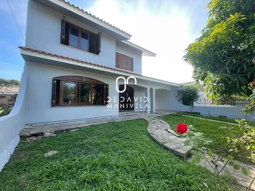 Foto 1 de Casa com 4 quartos para alugar, 192m2 em Pé de Plátano, Santa Maria - RS