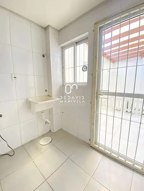 Foto 6 de Apartamento com 2 quartos para alugar, 74m2 em Nossa Senhora de Lourdes, Santa Maria - RS