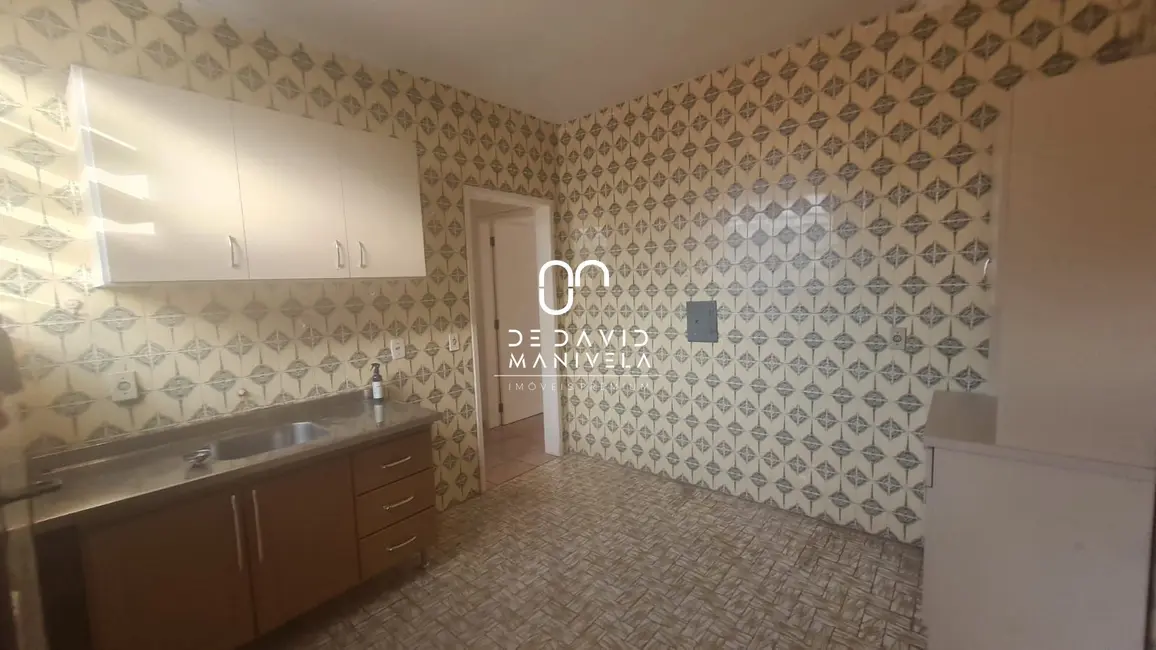 Foto 7 de Casa com 3 quartos para alugar, 170m2 em Santa Maria - RS
