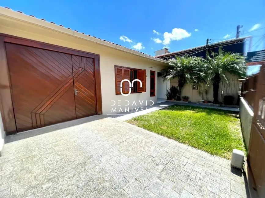 Foto 2 de Casa com 2 quartos à venda, 96m2 em Camobi, Santa Maria - RS