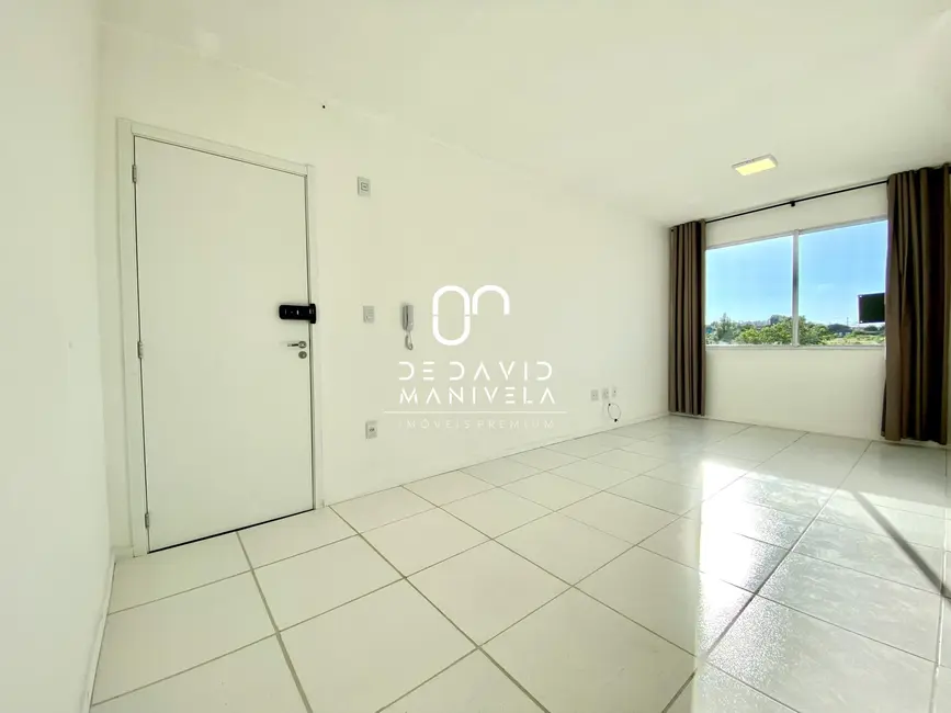 Foto 2 de Apartamento com 2 quartos à venda, 57m2 em Pinheiro Machado, Santa Maria - RS