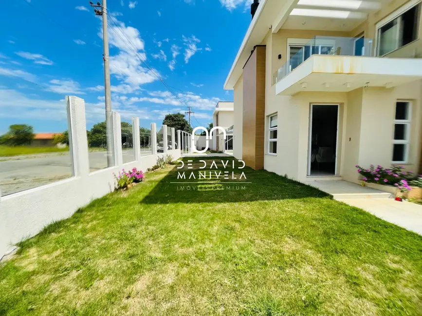 Foto 2 de Casa com 3 quartos à venda, 265m2 em Camobi, Santa Maria - RS