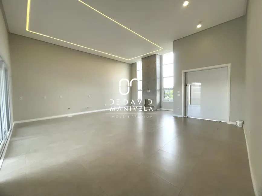 Foto 7 de Casa com 3 quartos à venda, 203m2 em Camobi, Santa Maria - RS