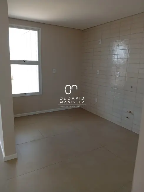 Foto 9 de Casa com 3 quartos à venda, 166m2 em Camobi, Santa Maria - RS