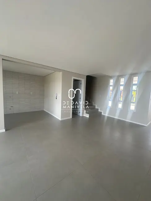 Foto 2 de Casa com 3 quartos à venda, 166m2 em Camobi, Santa Maria - RS